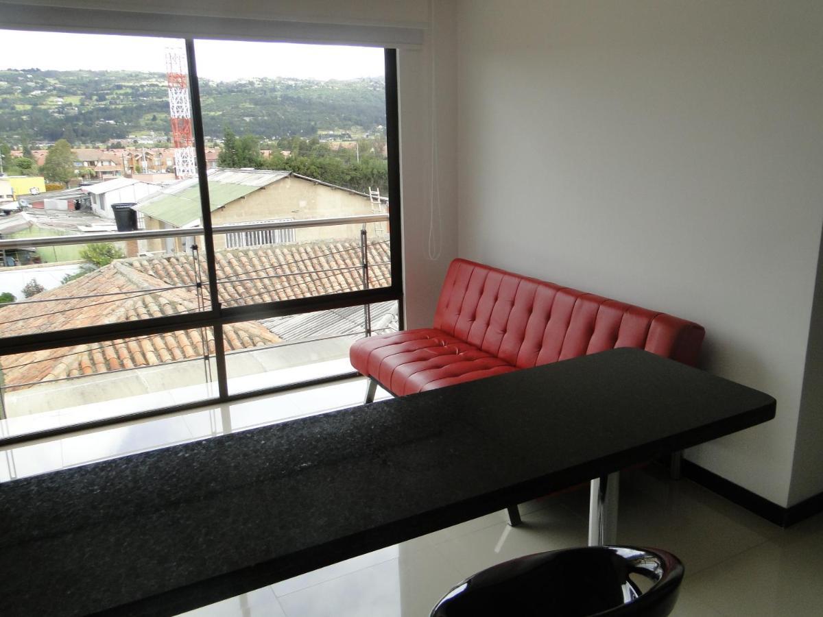 Hotel Campestre Villa Juliana Chia Bagian luar foto
